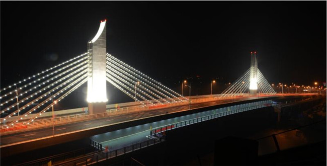 ���̰���